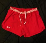 Under Armour Shorts Photo 0