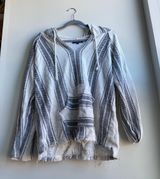 Boutique Beach Pullover White Size M Photo 0