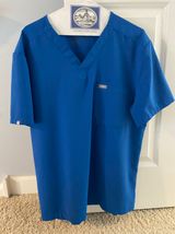 Scrub Top Photo 0