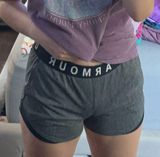 Under Armour Shorts Photo 0