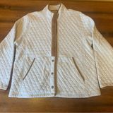 Orvis  quilted cream dark tan full button jacket. Size XL Photo 0