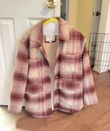 American Eagle Outfitter Thick Shocker Photo 0