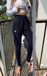 Champion Sweatpants Photo 0