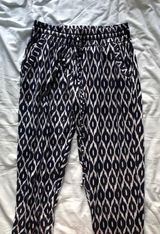 Lord and Taylor printed jogger oants Photo 0