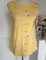 Croft & Barrow Yellow White Daisy Tank Photo 0