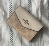 Coach Wallet Photo 0