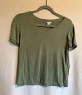 Tilly’s Green Flowy V Neck Shirt Photo 0