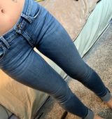 Hudson Jeans - Lighter Wash Photo 0