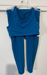 Old Navy Plus Size Activewear  Photo 0