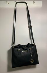 Michael Kors Purse / Should Bag Photo 0