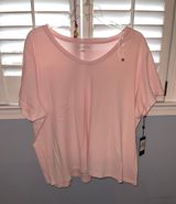 Tommy Hilfiger light pink tee Photo 0