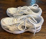 New Balance NWOT  Sneakers Photo 0
