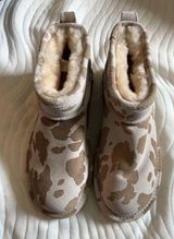 BEARPAW  booties Photo 0