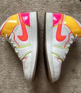 Nike Jordan 1 Mid Edge Glow Photo 0