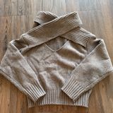 ASTR Sweater Photo 0