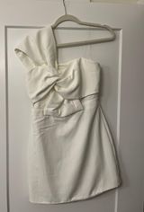 White Dress Size M Photo 0