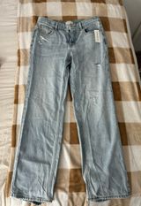 Low Rise Jeans Photo 0