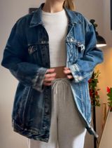 Levi’s Oversized Denim Jacket Photo 0