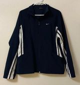 Nike Women’s Jacket Photo 0