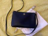 Tory Burch Convertible Strap Leather Clutch Purse in Excellent Condition Photo 0