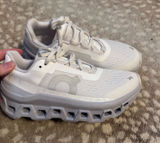 Oncloud cloud monster  Photo 0