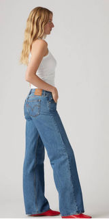 Levi’s Low Loose Jeans Photo 0