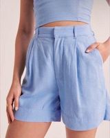 NWT Women’s High-Waisted Linen Shorts Size M Photo 0