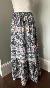 Floral Skirt Photo 0