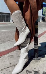 Princess Polly Therapy Clayton White Boots Photo 0