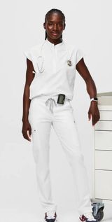 FIGS Scrubs Set Photo 0