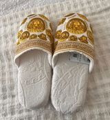 Versace Slippers Photo 0