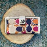 Vintage Y2K  colorful logo ‘C’ pattern tab lock slim wallet Photo 0