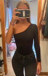 Pretty Little Thing Black Bodysuit Photo 0