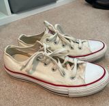 Converse White Photo 0