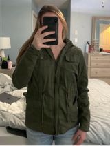 Army Green Jacket Photo 0