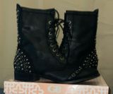 black distressed leather lace-up boots women’s size 9 only worn once Photo 0