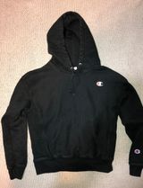 Champion Black Hoodie Photo 0
