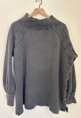 We The Free She's a Keeper Oversized Sweater in Gray - Large Photo 0