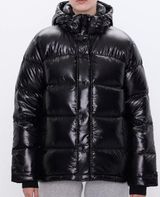 Aritzia Super Puff Photo 0