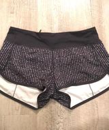 Lululemon Shorts Photo 0