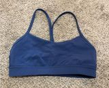 Lululemon flow y bra size 6 Photo 0