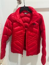 North The Face Puffer Jacket Photo 0