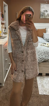 Brown Sherpa Vest Photo 0