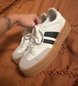 Platform Sneakers Photo 0