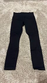 Athleta Women’s Leggings Photo 0