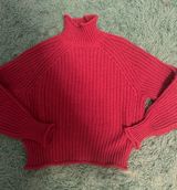 Jon & anna  sweater size medium  Photo 0