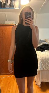 Mini Black Dress Photo 0