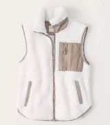 Abercrombie & Fitch | White & Brown Cloud Sherpa Vest Photo 0
