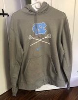 Nike UNC Sweatshirt Photo 0