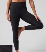 Athleta Synergy Rib 7/8 Tight Black High Rise Leggings - Small Photo 0